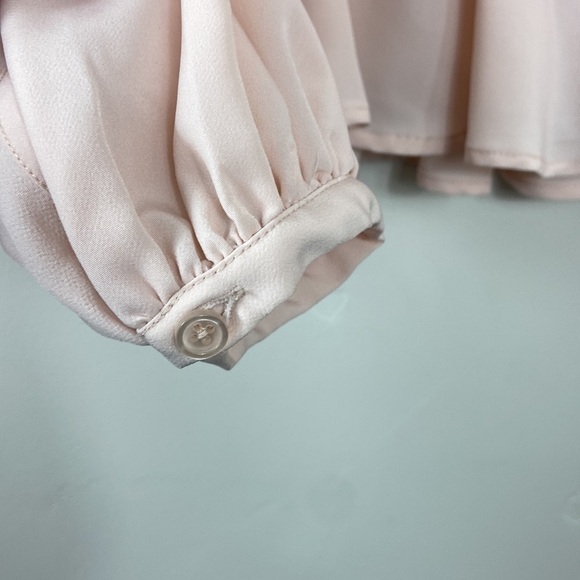 Who What Wear Blush Pink Ruffle Peplum Long Sleeve Silky Top XS - Picture 6 of 8